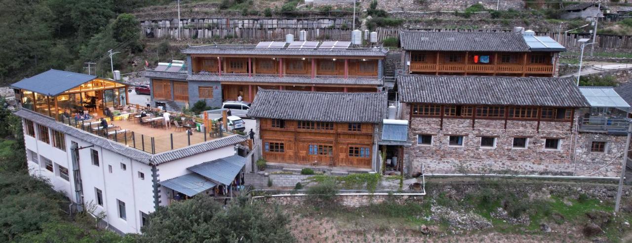 Tiger Leaping Gorge Tea Horse Gasthaus Shangri-La Ngoại thất bức ảnh