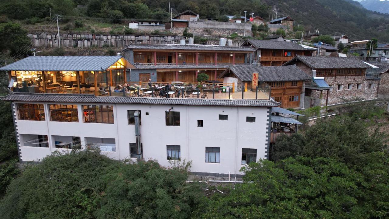 Tiger Leaping Gorge Tea Horse Gasthaus Shangri-La Ngoại thất bức ảnh