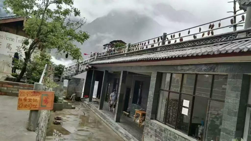 Tiger Leaping Gorge Tea Horse Gasthaus Shangri-La Ngoại thất bức ảnh