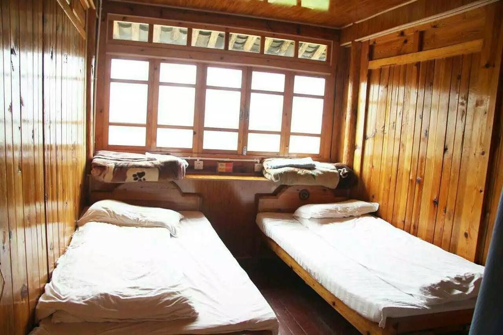 Tiger Leaping Gorge Tea Horse Gasthaus Shangri-La Ngoại thất bức ảnh